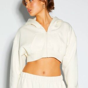 This is a brand new crop sweatshirt